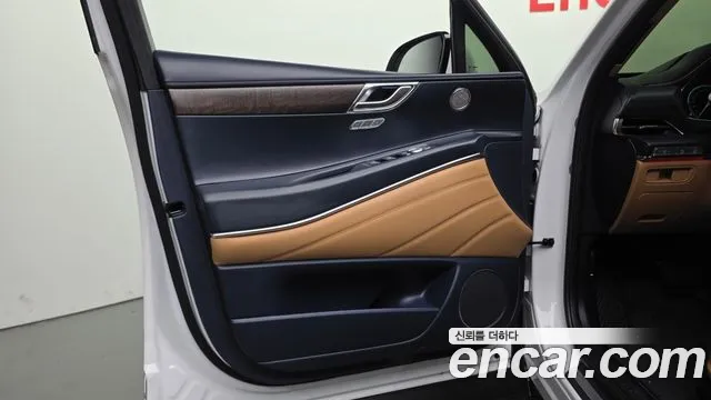 Genesis GV80 — Фото автомобиля 13