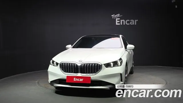 BMW 5-Series 5 серия (G60) — Фото автомобиля 3