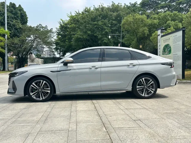 Chery Arrizo 8 — Фото автомобиля 4