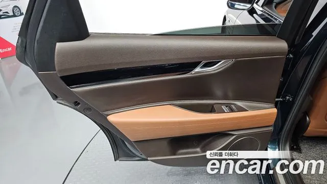 Genesis G80 Бензин 2.5 турбо AWD — Фото автомобиля 25