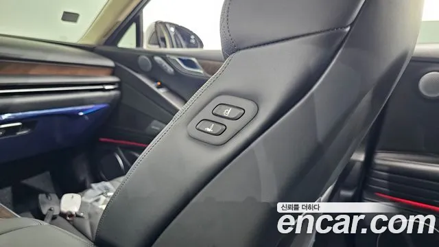 Genesis G80 Electrified G80 (RG3) — Фото автомобиля 28
