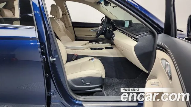 Genesis GV70 2.5T Бензин AWD — Фото автомобиля 11