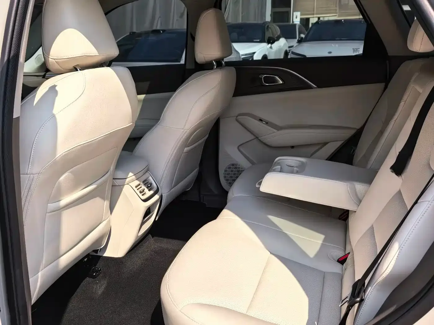 Haval Haval Xiaolong MAX 2025 Hi4 165 Ultra Smart Drive Edition — Фото автомобиля 8