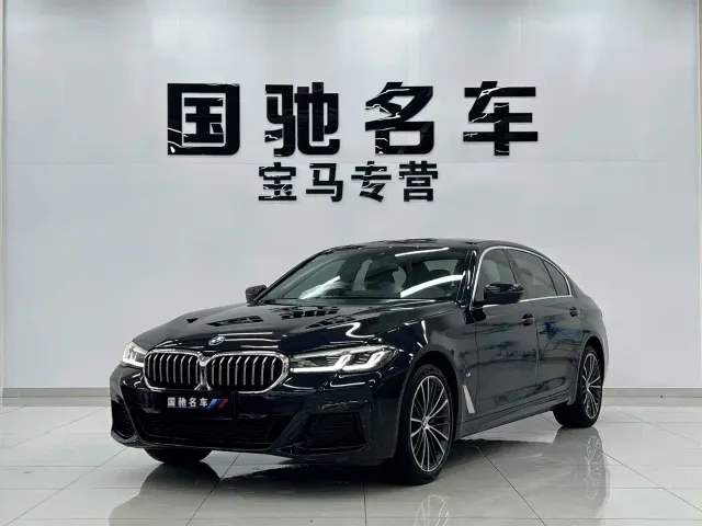 Фотография автомобиля — BMW 5 Series