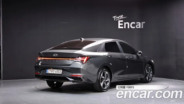 Фотография автомобиля — Hyundai Avante CN7