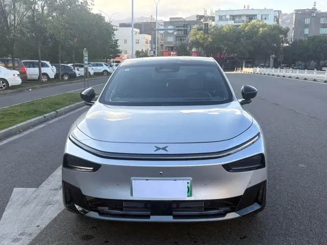 Xpeng G7 — Фото автомобиля 2