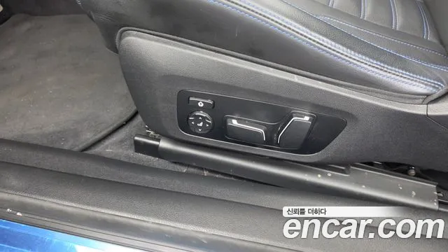 BMW 4 Series G22 — Фото автомобиля 16