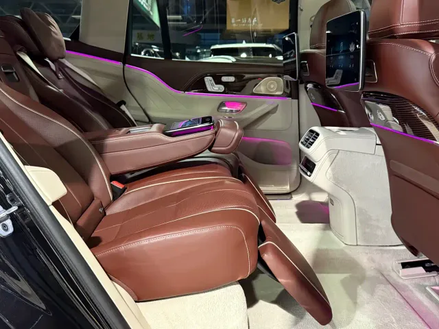 Mercedes-Benz Maybach GLS — Фото автомобиля 10