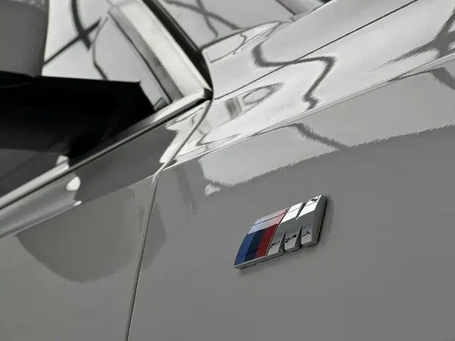 BMW 3 Series — Фото автомобиля 9