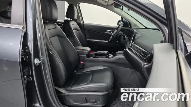 Kia Sportage Sportage 5-е поколение Бензин 1.6 турбо 2WD — Фото автомобиля 10