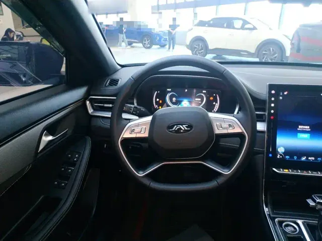 JAC Motors JAC A5 PLUS — Фото автомобиля 10
