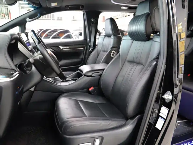 Toyota Vellfire — Фото автомобиля 6