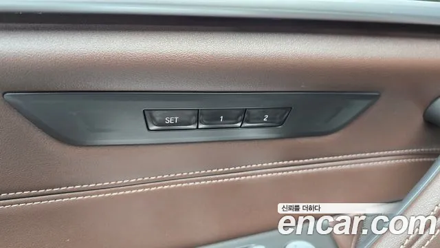 BMW 5-Series — Фото автомобиля 8
