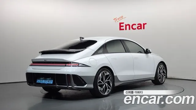 Hyundai Ioniq 6 — Фото автомобиля 2
