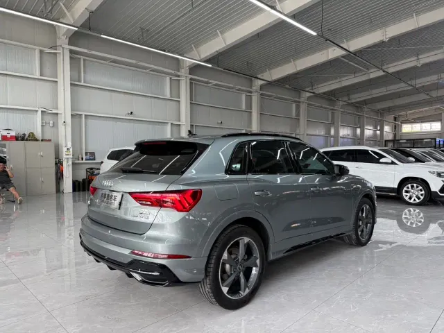 Audi Q3 — Фото автомобиля 9