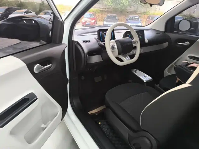 Changan Lumin — Фото автомобиля 15
