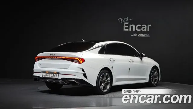 Kia K5 — Фото автомобиля 2