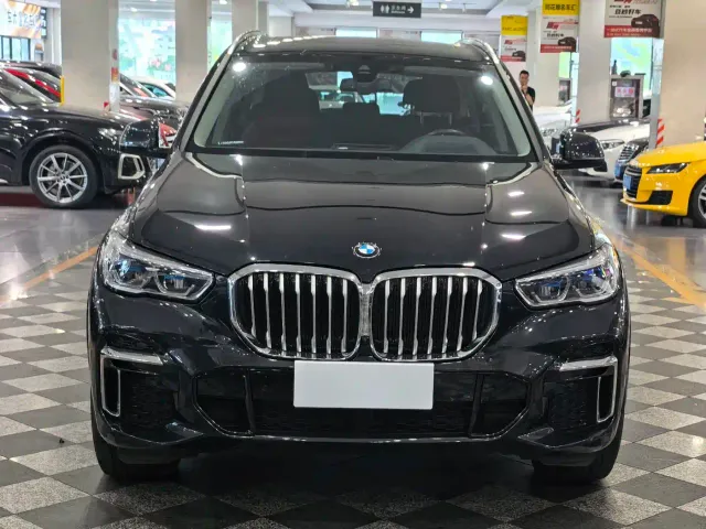 BMW X5 — Фото автомобиля 2