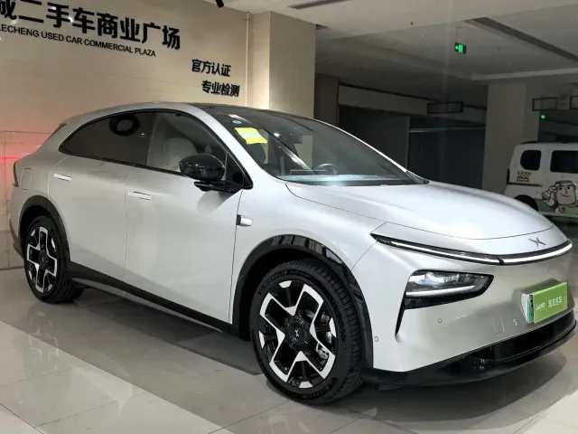 Xpeng G7 — Фото автомобиля 3