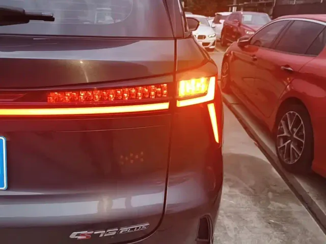 Changan Changan CS75 PLUS 2023 3rd Gen 1.5T Auto Premium — Фото автомобиля 7