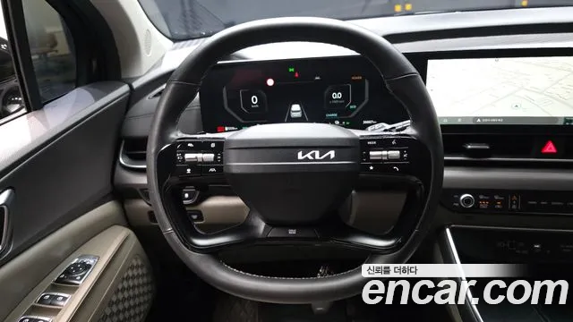 Kia Carnival Generation 4 — Фото автомобиля 13
