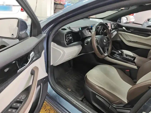 BYD Qin PLUS — Фото автомобиля 15