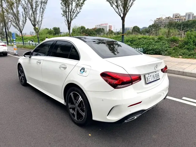 Mercedes-Benz A-Class — Фото автомобиля 9