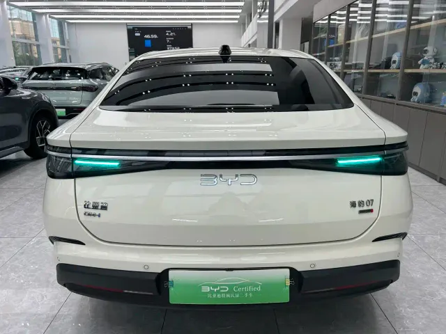 BYD Seal 07 DM-i — Фото автомобиля 8