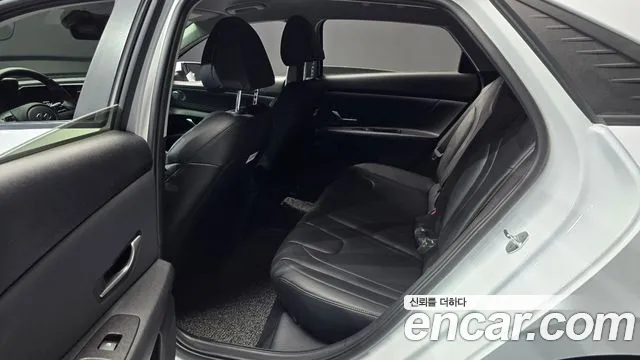 Hyundai Avante — Фото автомобиля 18