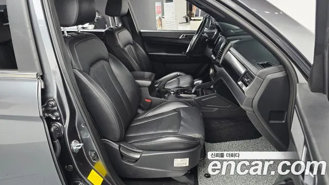 KG_Mobility_Ssangyong Rexton Новый Rexton Sport Khan Дизель 2.2 4WD — Фото автомобиля 24