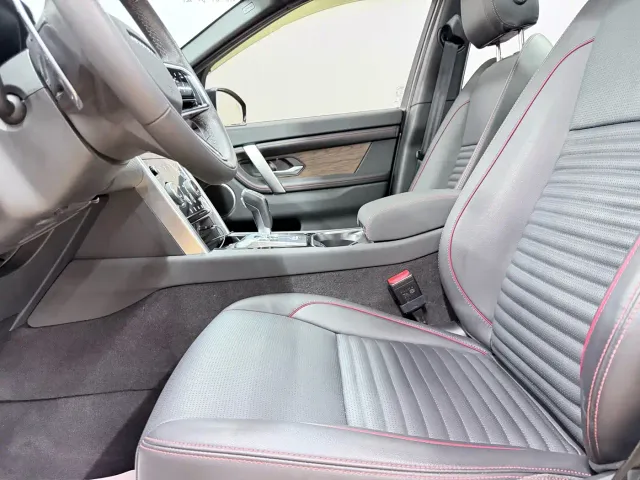 Land Rover Discovery Sport — Фото автомобиля 22