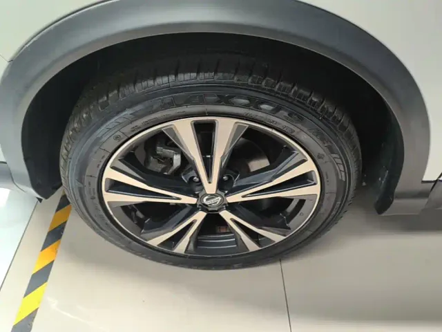 Nissan Qashqai — Фото автомобиля 4