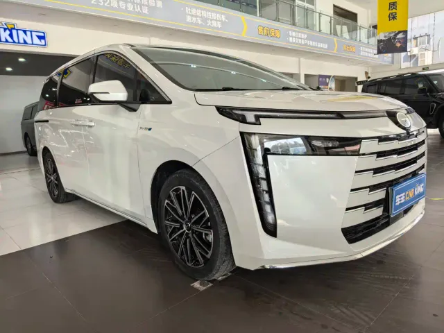 GAC Trumpchi E8 — Фото автомобиля 4