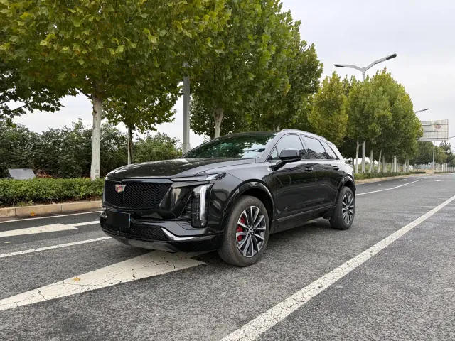 Cadillac XT5 — Фото автомобиля 3