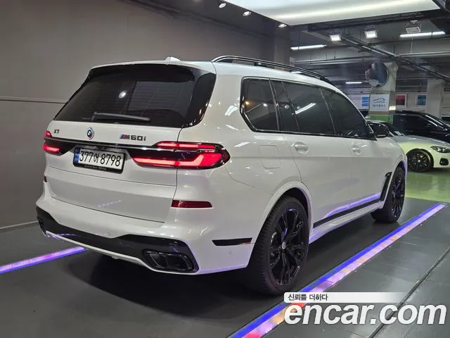 BMW X7 M60i xDrive M Sport 6 мест — Фото автомобиля 2