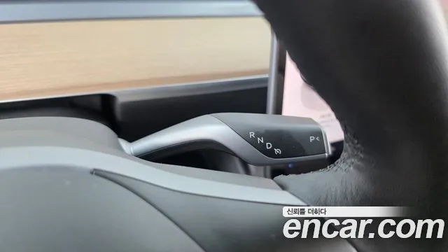 Tesla Model Y — Фото автомобиля 7