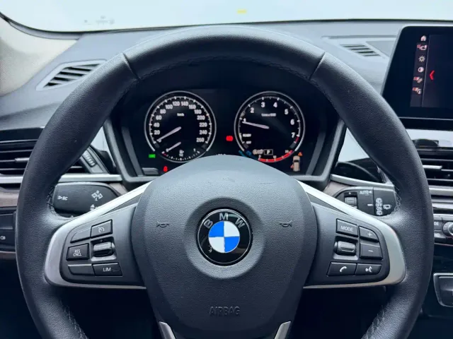 BMW X1 — Фото автомобиля 16