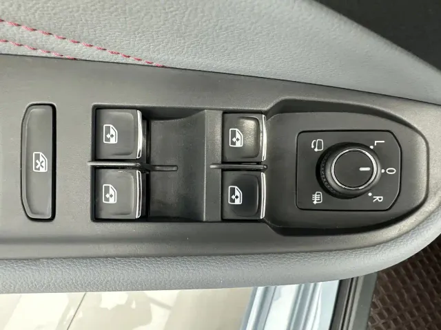 Volkswagen Lamando — Фото автомобиля 12