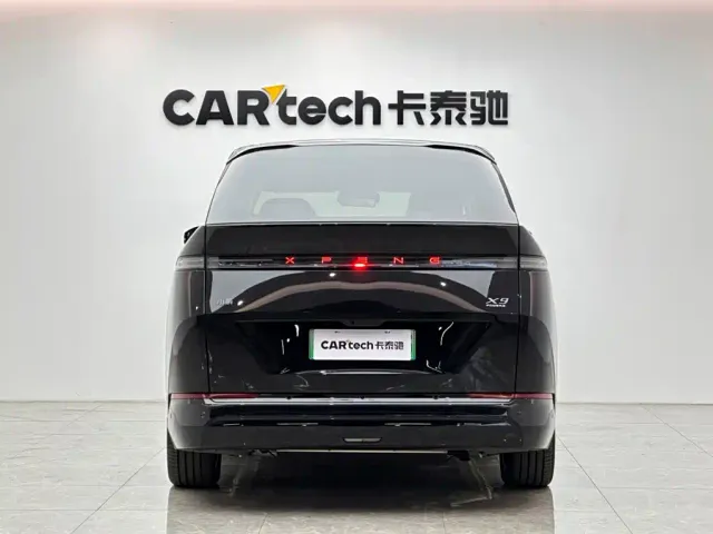 Xpeng X9 — Фото автомобиля 4