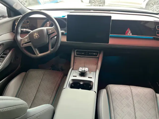 BYD Qin L — Фото автомобиля 5