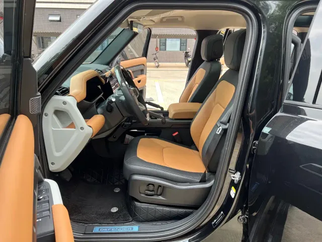 Land Rover Land Rover Defender 2021 110 P400 X-DYNAMIC HSE — Фото автомобиля 6