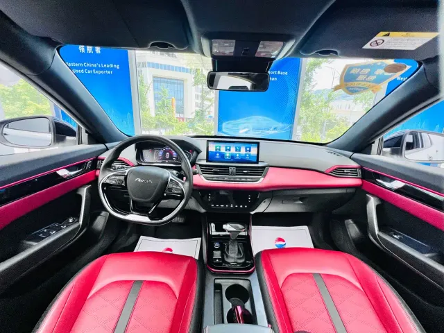 Dongfeng Yixuan — Фото автомобиля 18