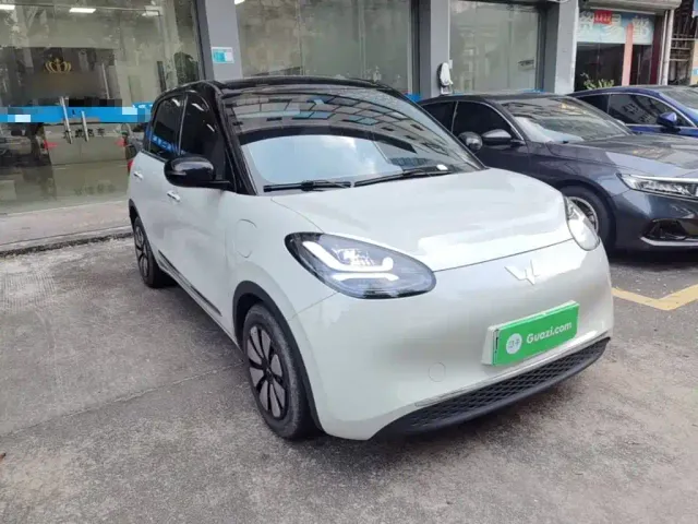 Wuling Bingo — Фото автомобиля 3
