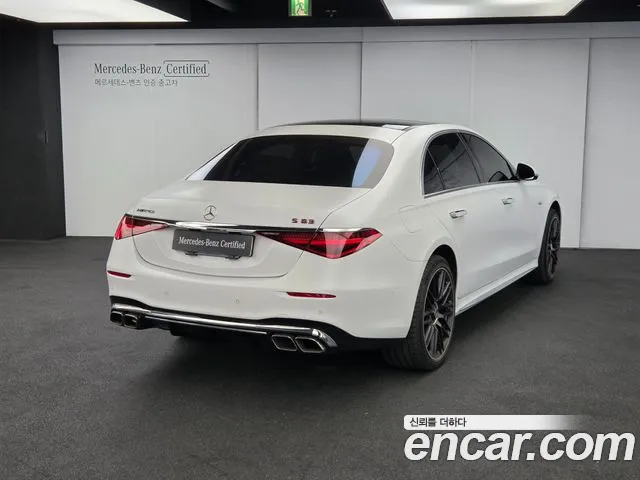 Mercedes-Benz S-Class — Фото автомобиля 2