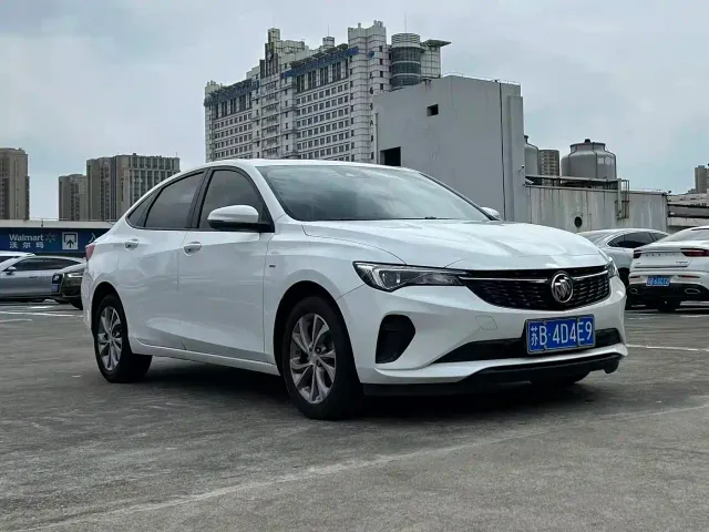 Buick Verano — Фото автомобиля 3