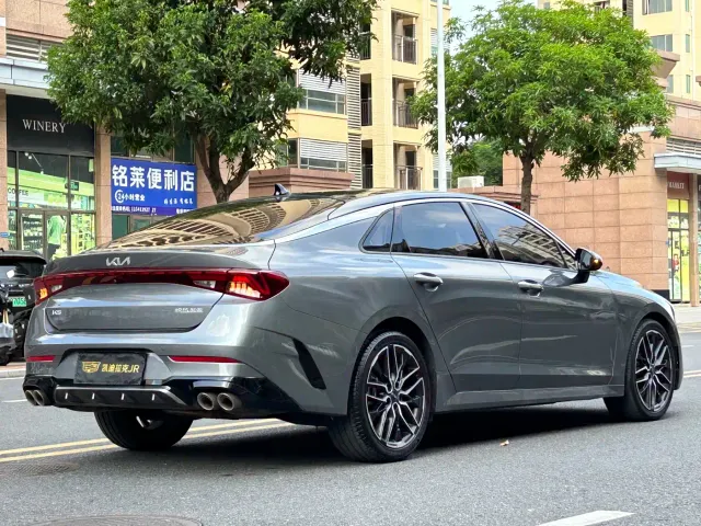 Kia K5 — Фото автомобиля 5