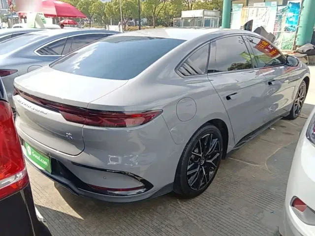 BYD Han — Фото автомобиля 6