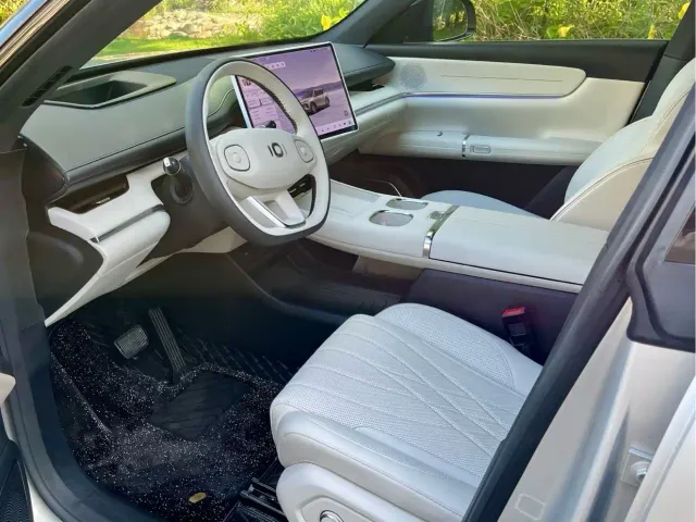 Changan Qiyuan Q07 — Фото автомобиля 4