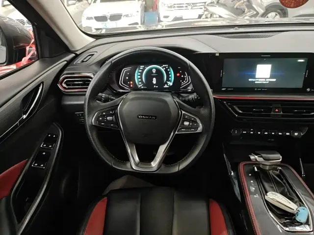 Changan Oushang X5 — Фото автомобиля 10