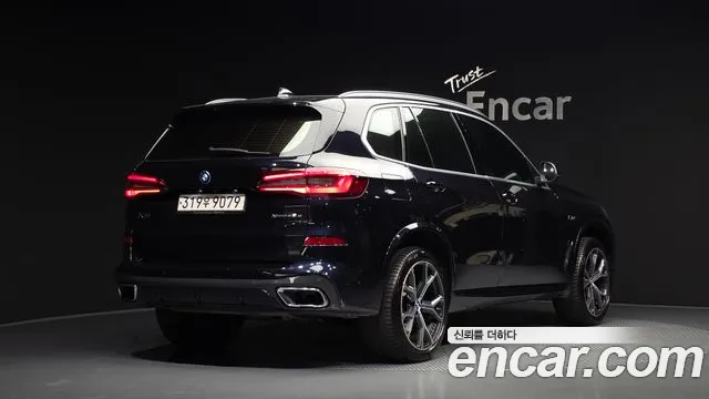 BMW X5 — Фото автомобиля 2